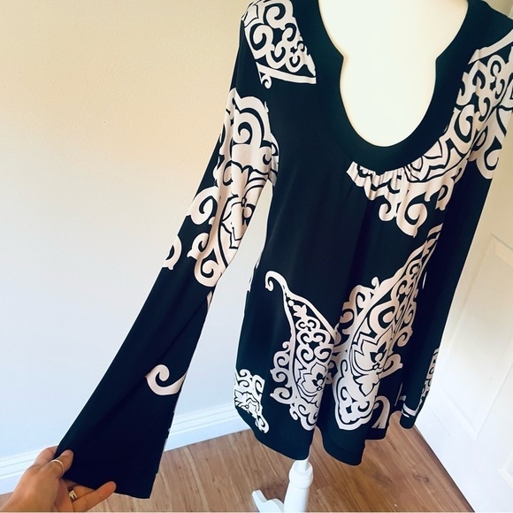 🖤 White House Black Market Black & White Floral Shift Dress – Size M ✨ - Picture 8 of 10